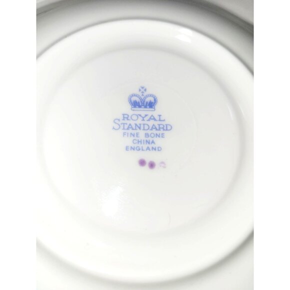 Royal Standard Teacup and Saucer Hand Painted Roses Gold Trim Bone China England - Picture 8 of 10